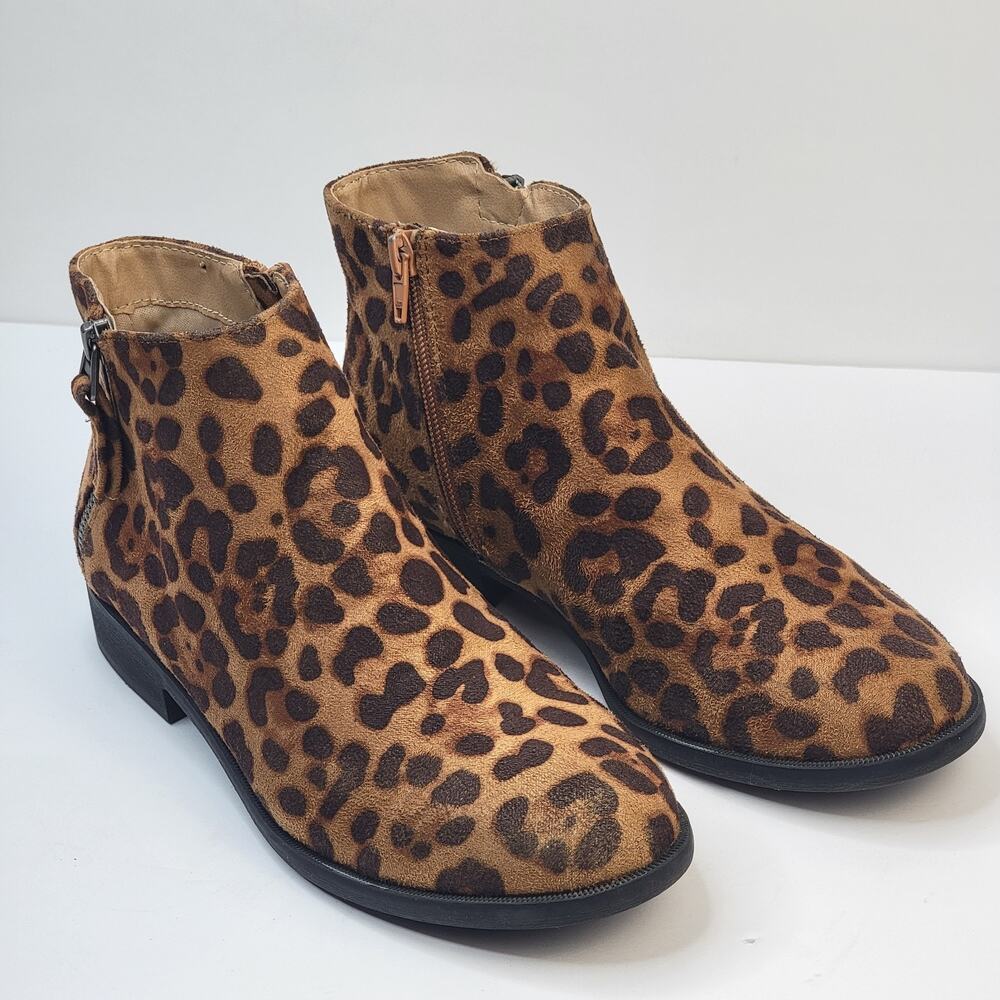 Brown Leopard Booties Zip Low Heel Sz 8.5 Comfort Grunge Boho Chic Western Boot